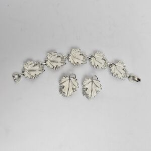 Vintage Sarah Coventry Silver Enamel Whispering Leaves Bracelet Earrings Set